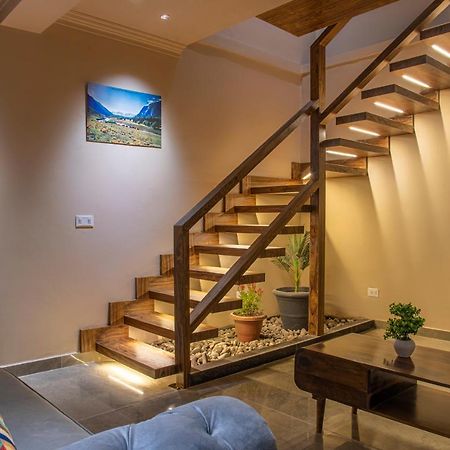 Hillcrest Heights Bed & Breakfast Kasauli Ngoại thất bức ảnh