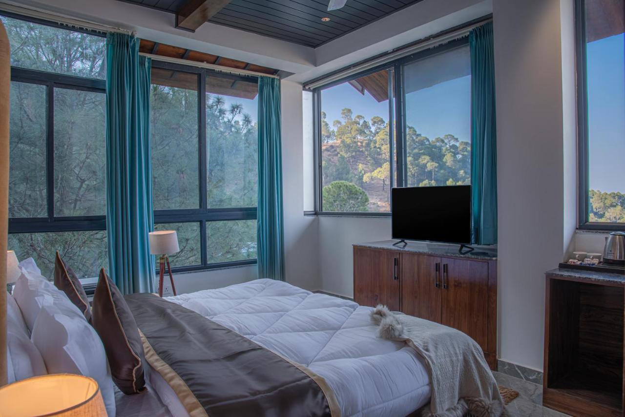 Hillcrest Heights Bed & Breakfast Kasauli Ngoại thất bức ảnh