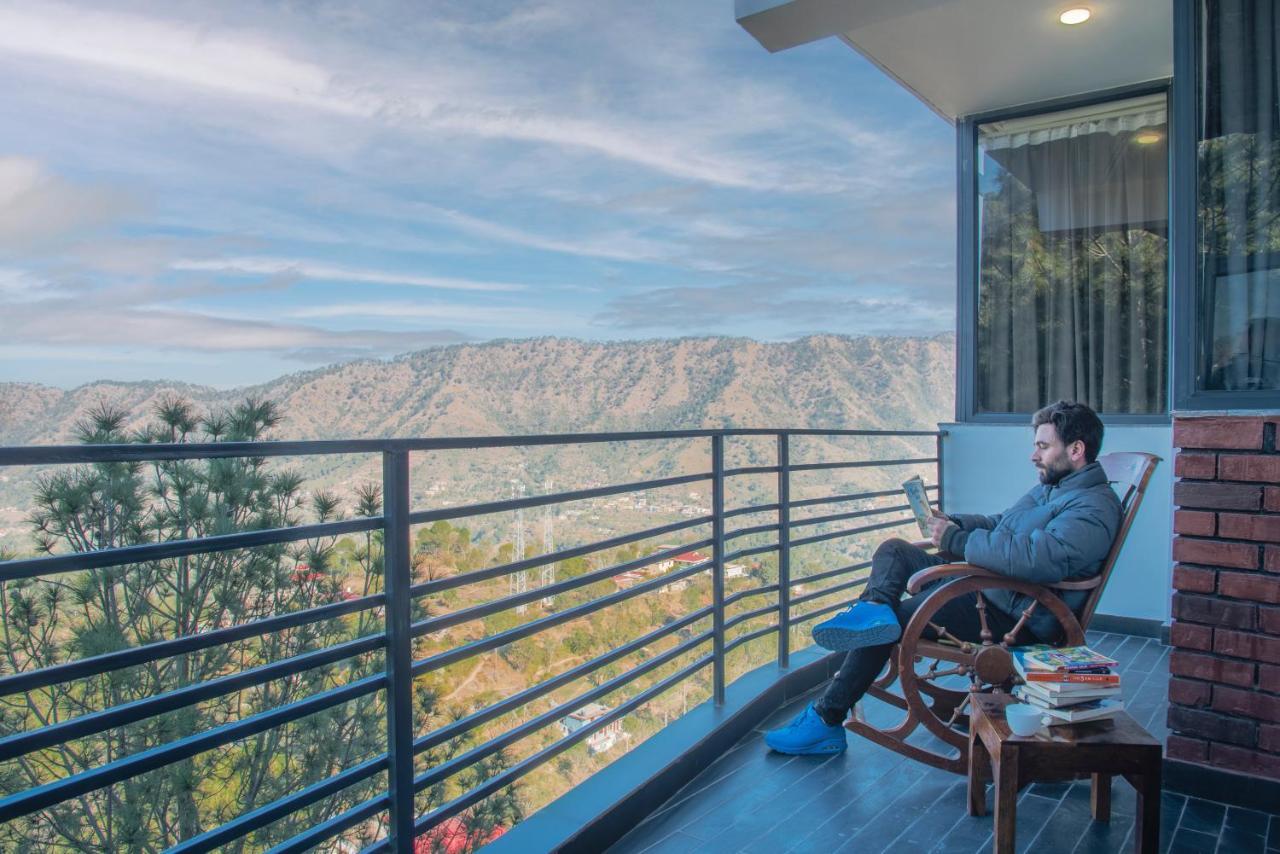 Hillcrest Heights Bed & Breakfast Kasauli Ngoại thất bức ảnh