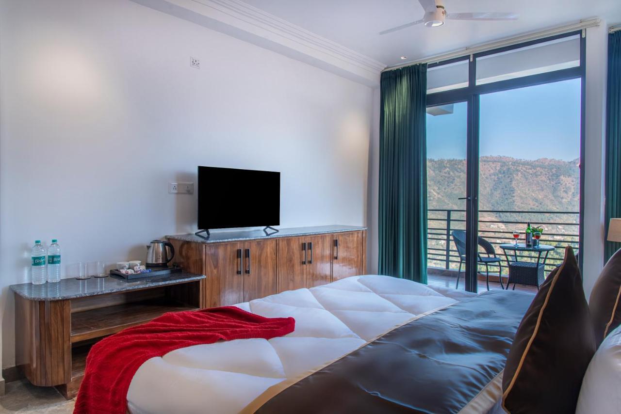 Hillcrest Heights Bed & Breakfast Kasauli Ngoại thất bức ảnh
