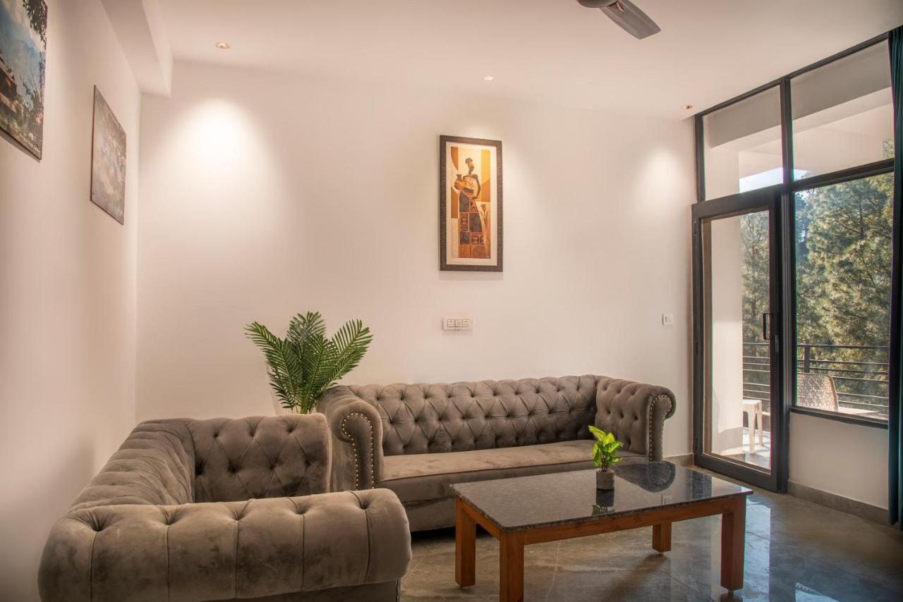 Hillcrest Heights Bed & Breakfast Kasauli Ngoại thất bức ảnh
