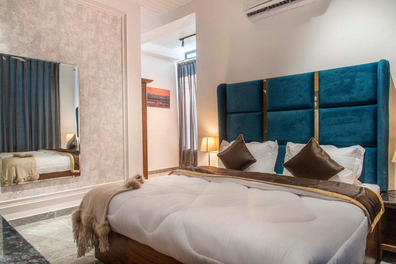 Hillcrest Heights Bed & Breakfast Kasauli Ngoại thất bức ảnh